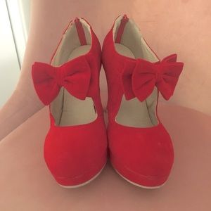 🟢BOGO FREE🟢 👠 Bowtie High Heel Pumps 👠🟢
